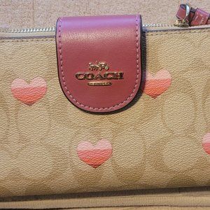 Coach Women's Heart Wallet
